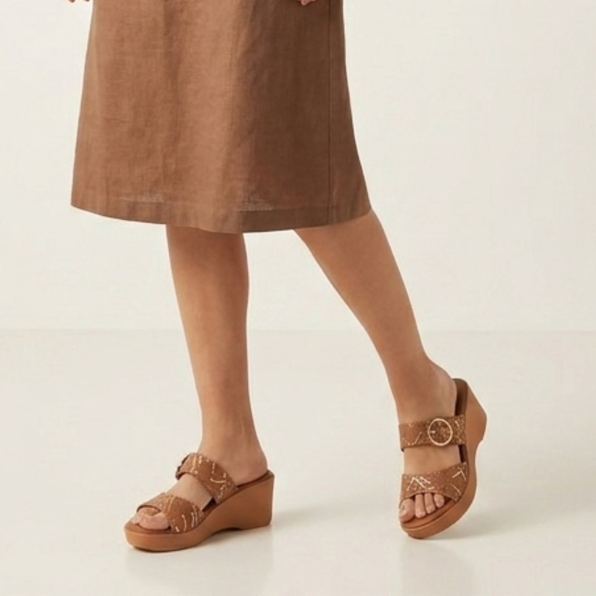 Gracey Wedge Sandals - Tan