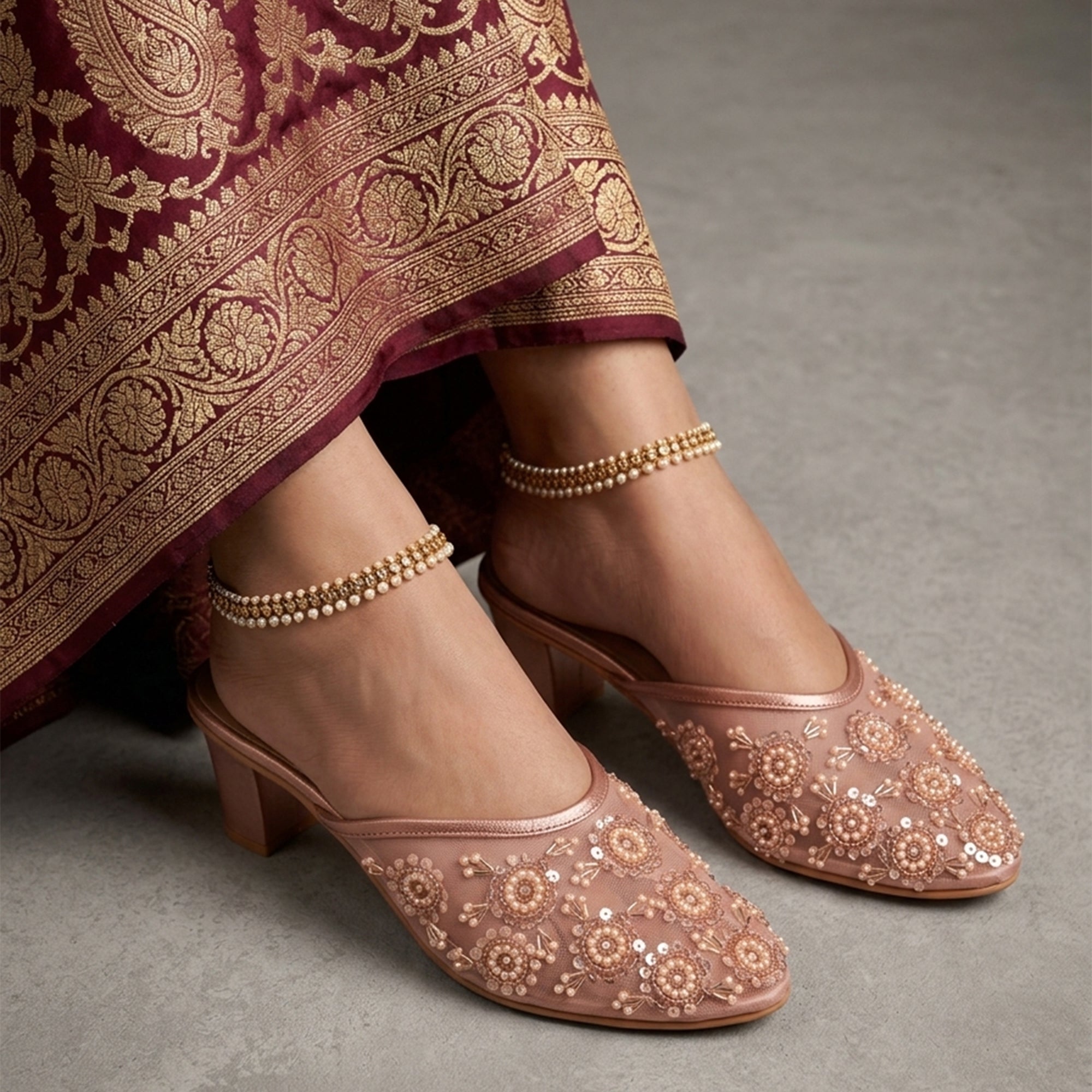 Aery Embroidered Heeled Mules - Rosegold